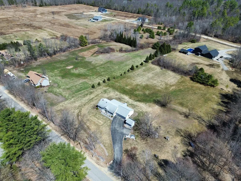183 Country Club Road Norway ME 04268