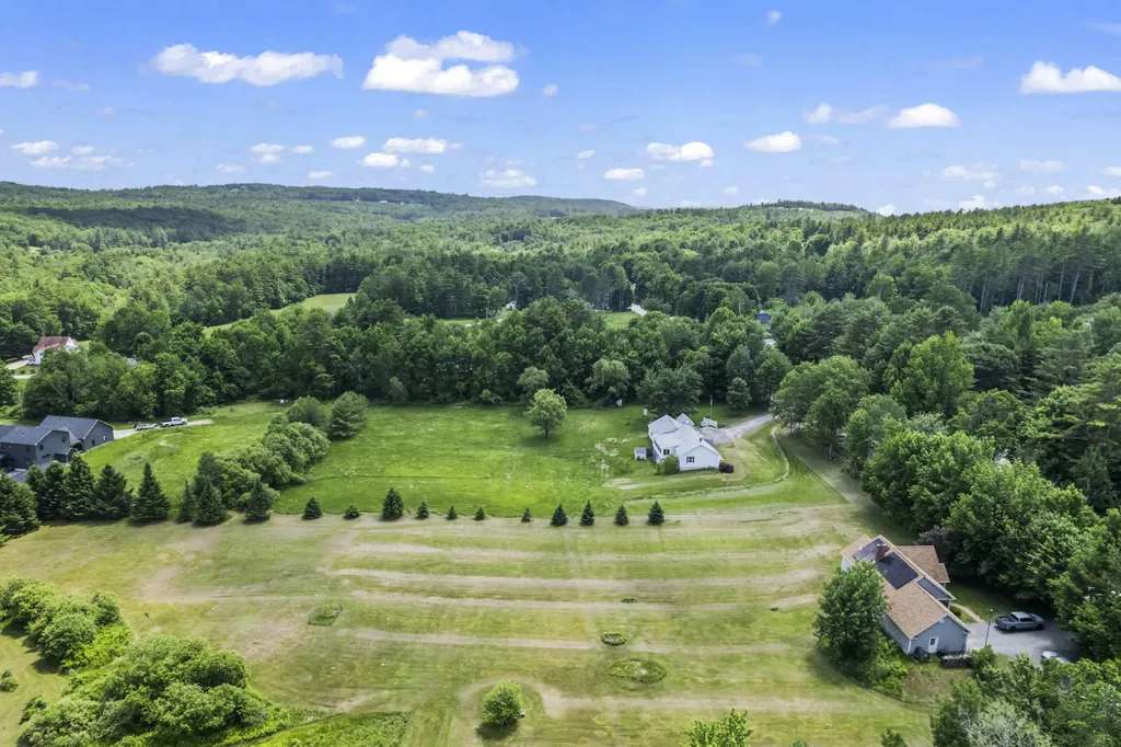 183 Country Club Road Norway ME 04268