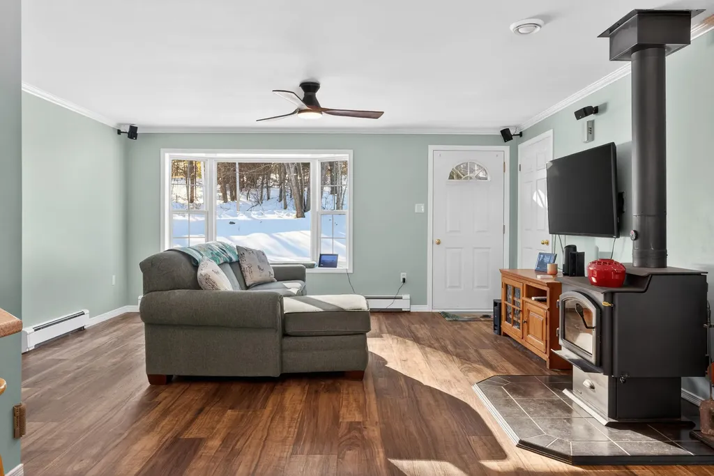 183 Country Club Road Norway ME 04268