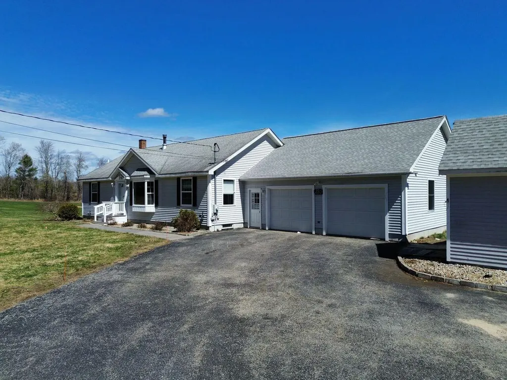 183 Country Club Road Norway ME 04268