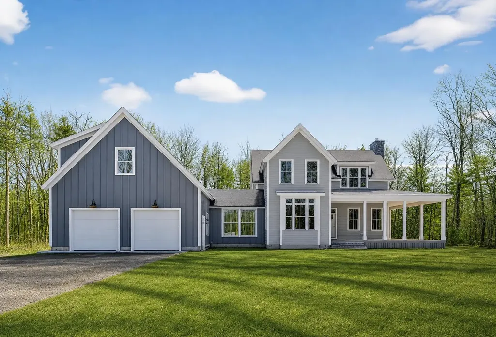 9 Acorn Avenue Kennebunkport ME 04046