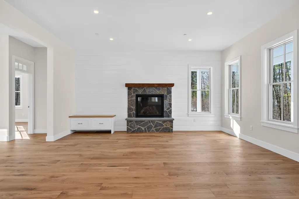 9 Acorn Avenue Kennebunkport ME 04046