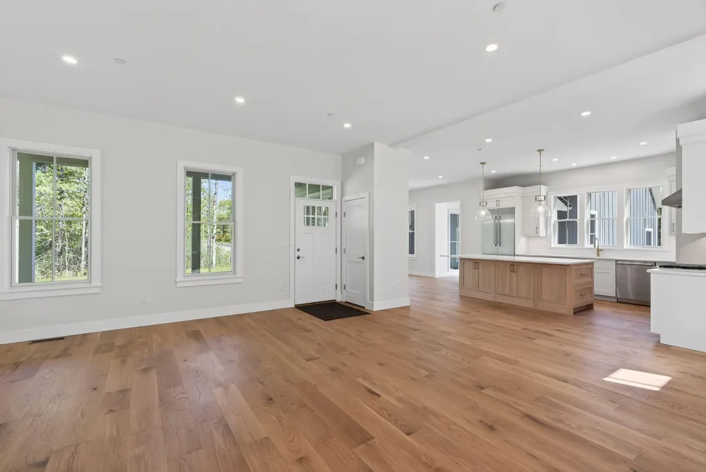 9 Acorn Avenue Kennebunkport ME 04046