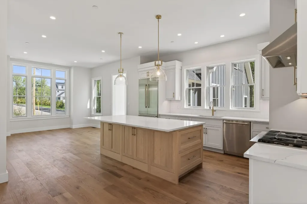 9 Acorn Avenue Kennebunkport ME 04046