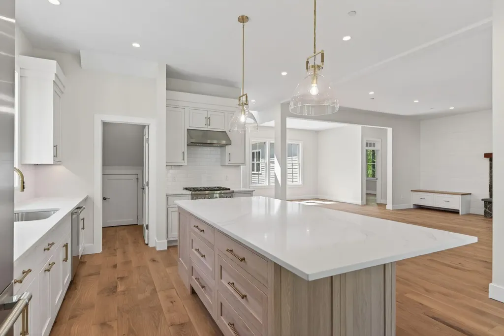 9 Acorn Avenue Kennebunkport ME 04046