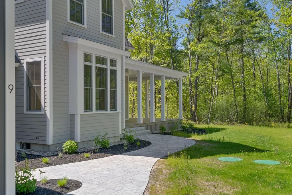9 Acorn Avenue Kennebunkport ME 04046