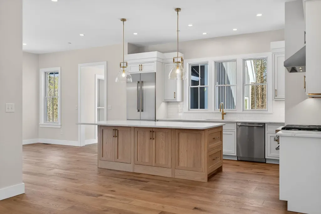 9 Acorn Avenue Kennebunkport ME 04046