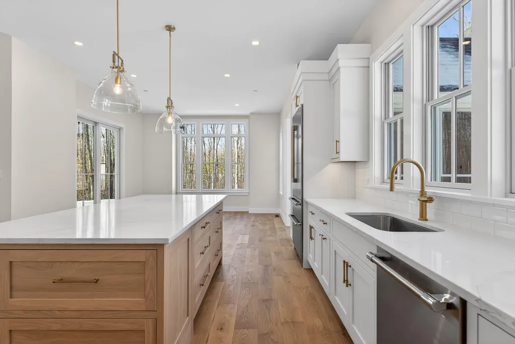 9 Acorn Avenue Kennebunkport ME 04046