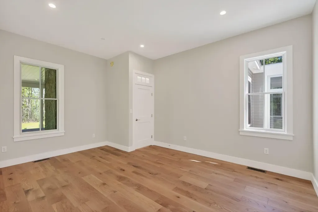 9 Acorn Avenue Kennebunkport ME 04046
