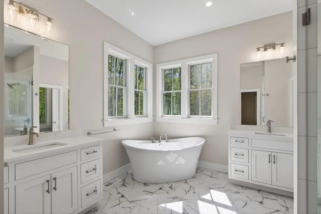 9 Acorn Avenue Kennebunkport ME 04046