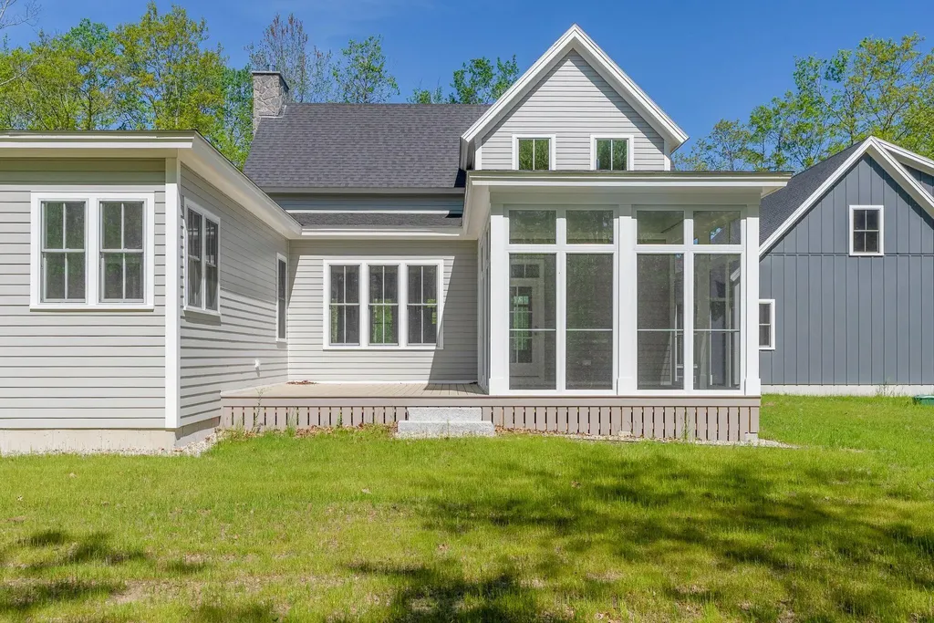 9 Acorn Avenue Kennebunkport ME 04046