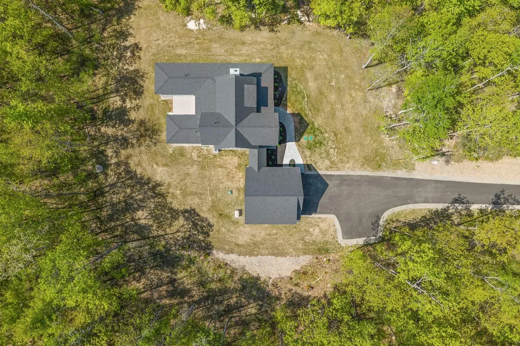 9 Acorn Avenue Kennebunkport ME 04046