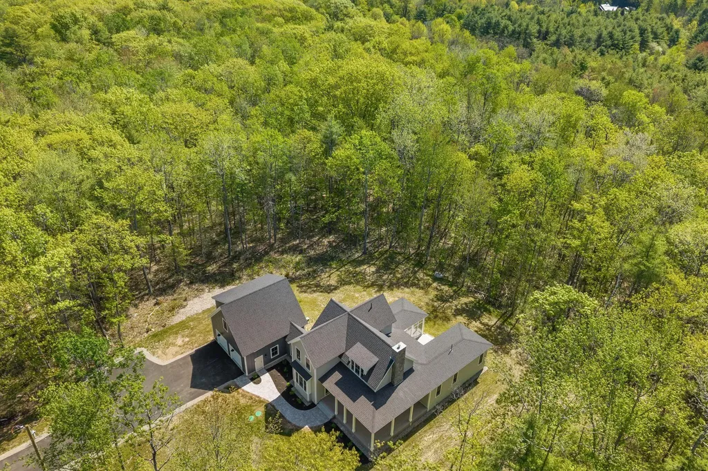 9 Acorn Avenue Kennebunkport ME 04046