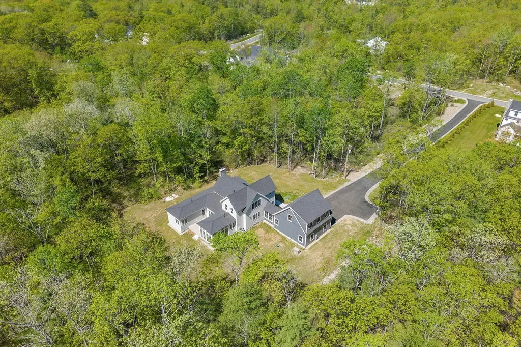 9 Acorn Avenue Kennebunkport ME 04046