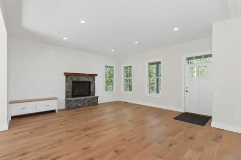 9 Acorn Avenue Kennebunkport ME 04046