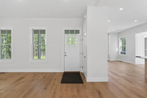 9 Acorn Avenue Kennebunkport ME 04046