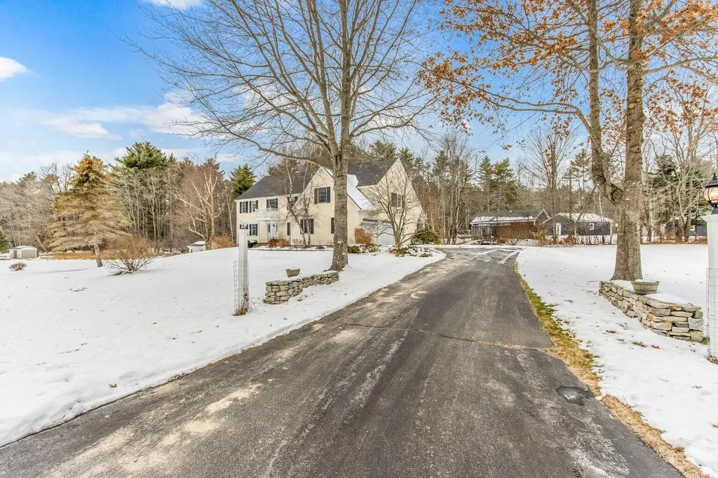51 Old Field Road Yarmouth ME 04096