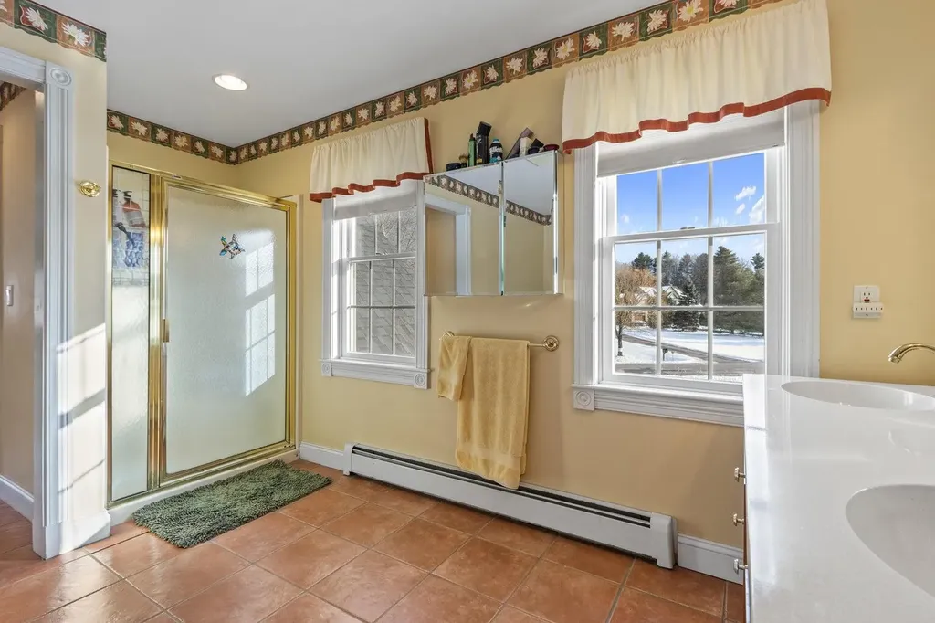 51 Old Field Road Yarmouth ME 04096