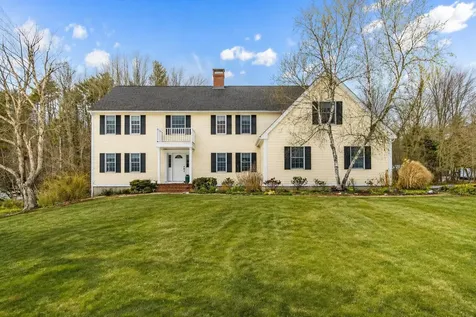 51 Old Field Road Yarmouth ME 04096