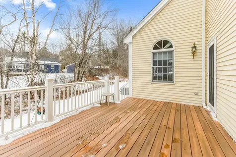 51 Old Field Road Yarmouth ME 04096