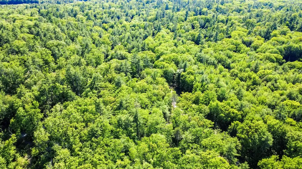 421 Middle Road Standish ME 04085