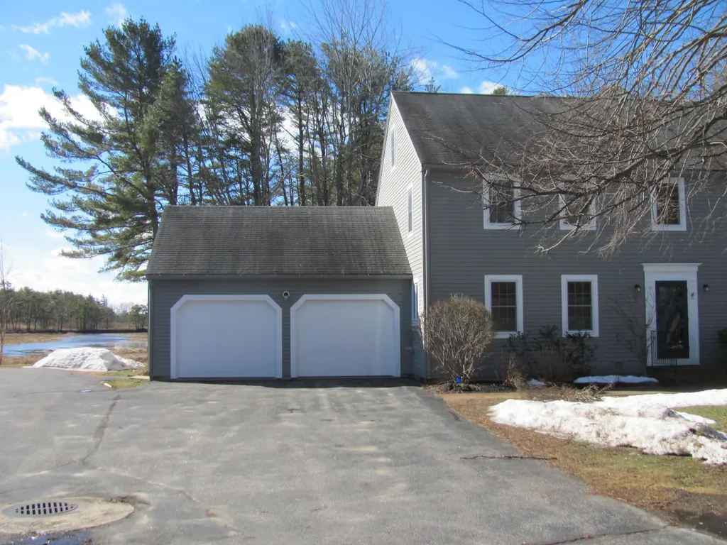 16 Larboard Lane Kennebunk ME 04043