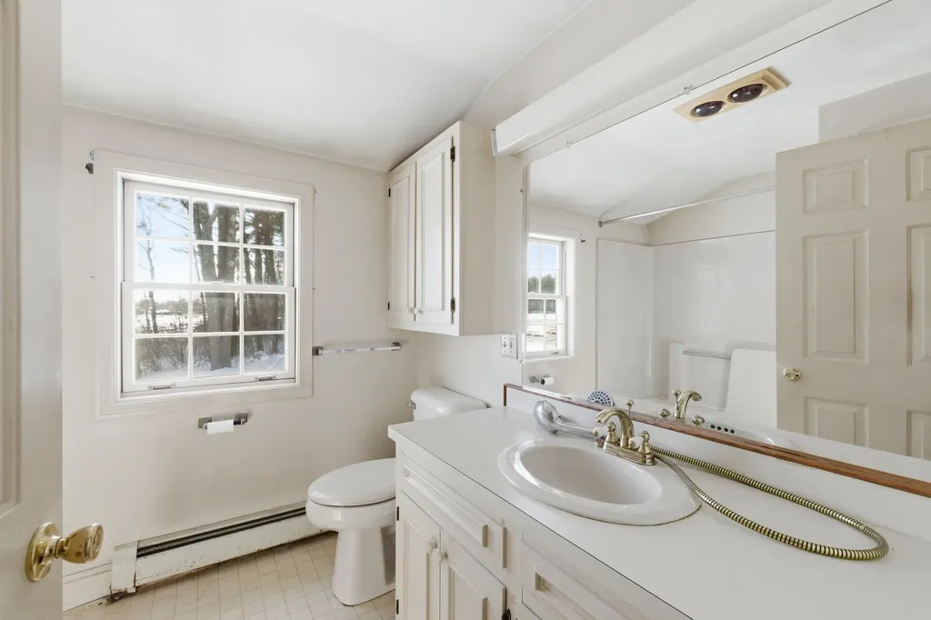 16 Larboard Lane Kennebunk ME 04043