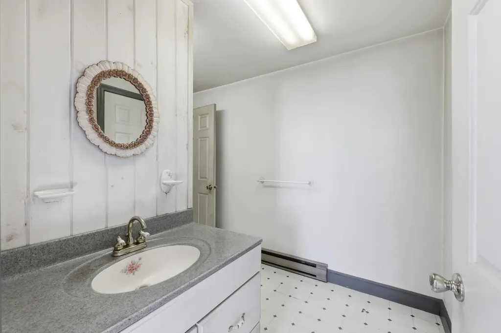 16 Larboard Lane Kennebunk ME 04043