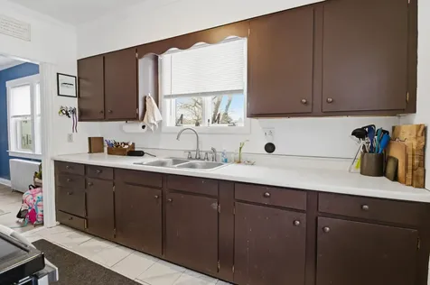 13 Longwood Avenue Augusta ME 04330