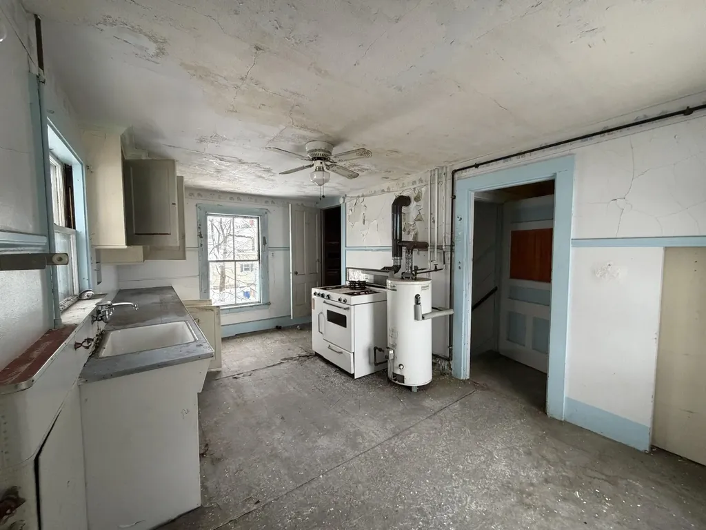 22 Berkeley Street Westbrook ME 04092