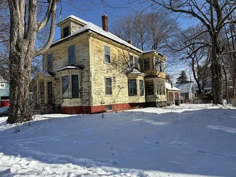 22 Berkeley Street Westbrook ME 04092