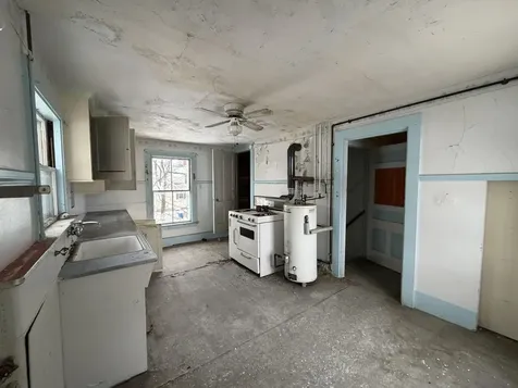 22 Berkeley Street Westbrook ME 04092