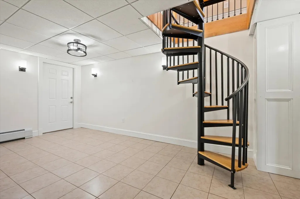 231 Parkway S Brewer ME 04412