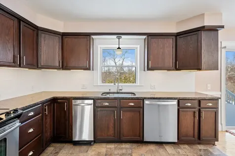 231 Parkway S Brewer ME 04412