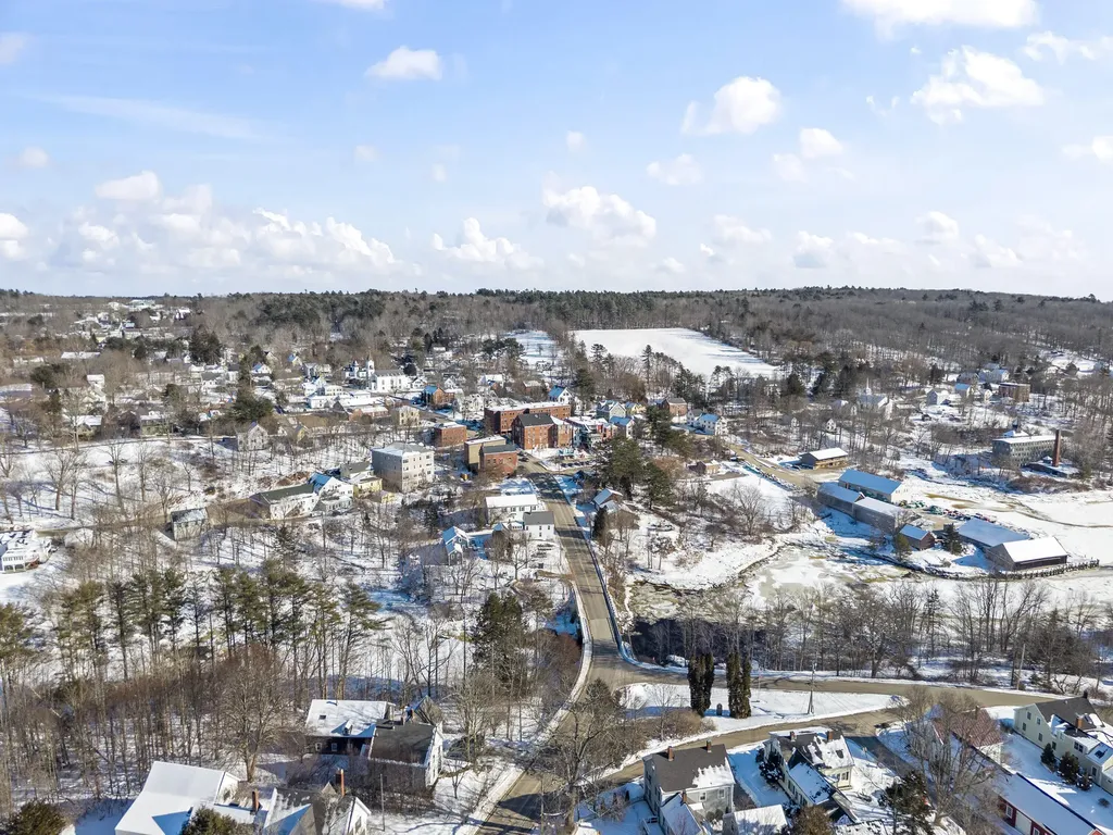 258 Jefferson Street Waldoboro ME 04572