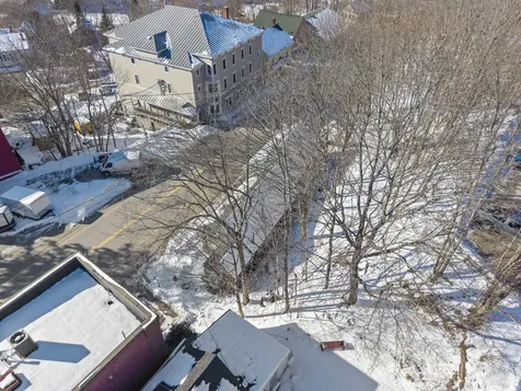 258 Jefferson Street Waldoboro ME 04572