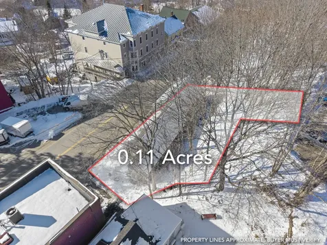258 Jefferson Street Waldoboro ME 04572