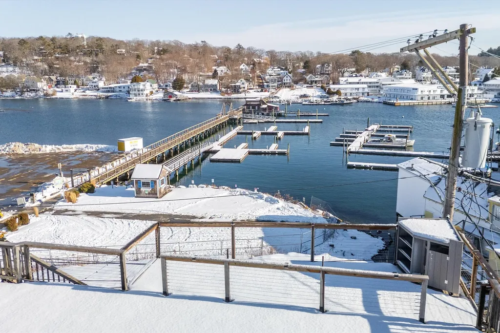 12 By Way Boothbay Harbor ME 04538