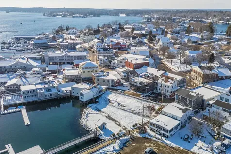 12 By Way Boothbay Harbor ME 04538