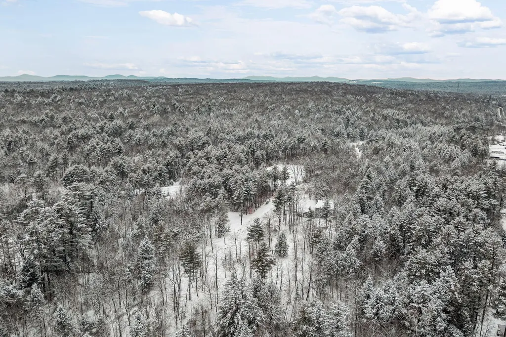 M4 L16-9 Fox Hollow Lane Skowhegan ME 04976