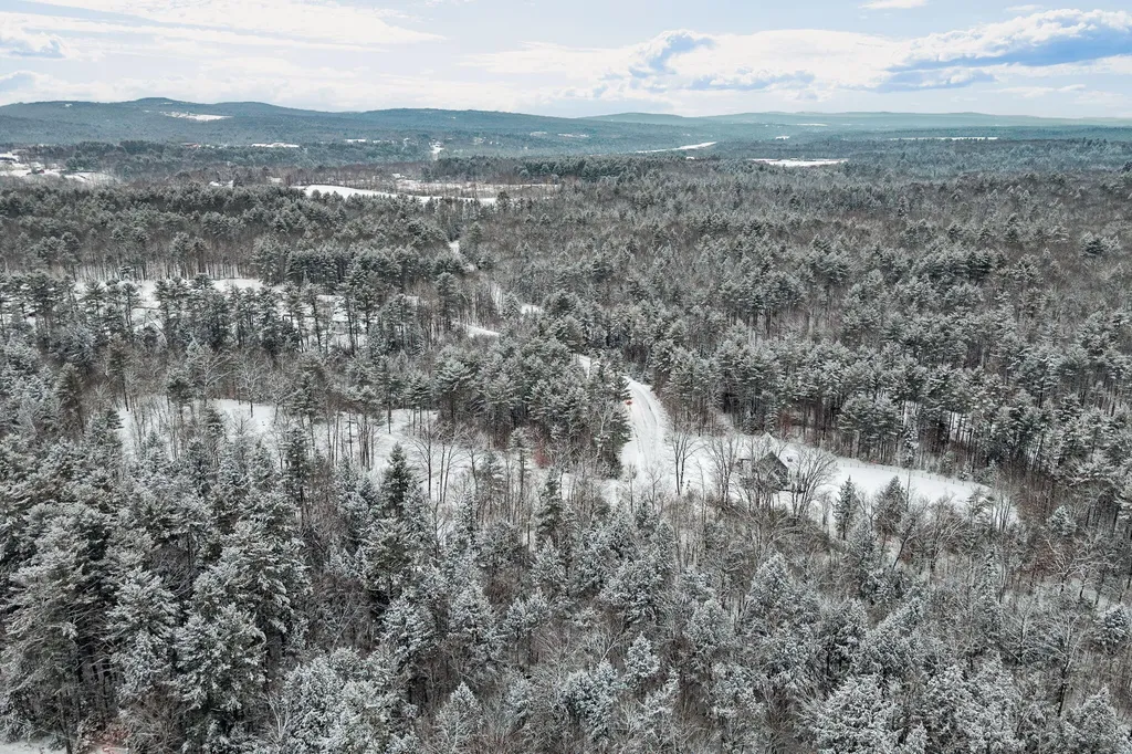 M4 L16-9 Fox Hollow Lane Skowhegan ME 04976