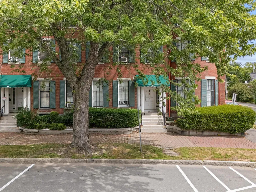 77 Broadway Bangor ME 04401