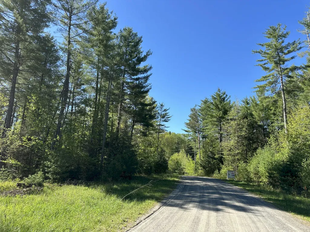M4 L16-6 Coburn Avenue Skowhegan ME 04976
