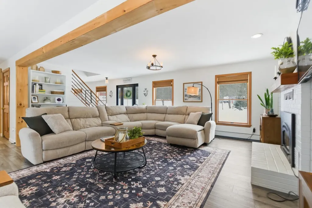 332 Stetson Road Lewiston ME 04240