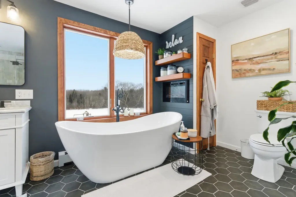 332 Stetson Road Lewiston ME 04240