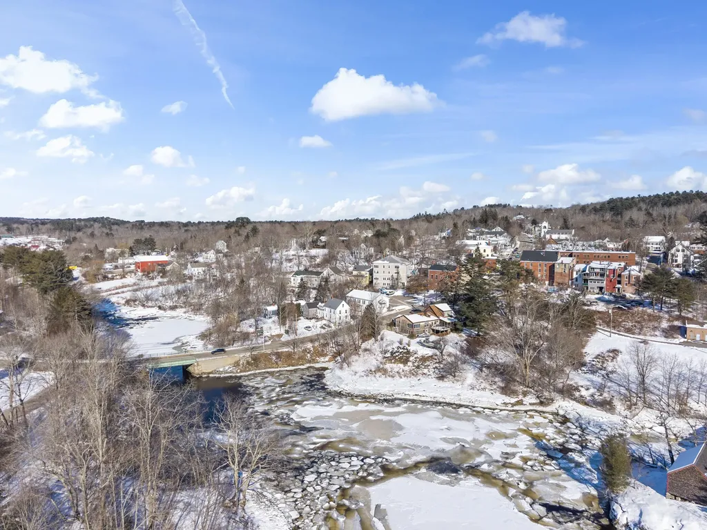 258 Jefferson Street Waldoboro ME 04572