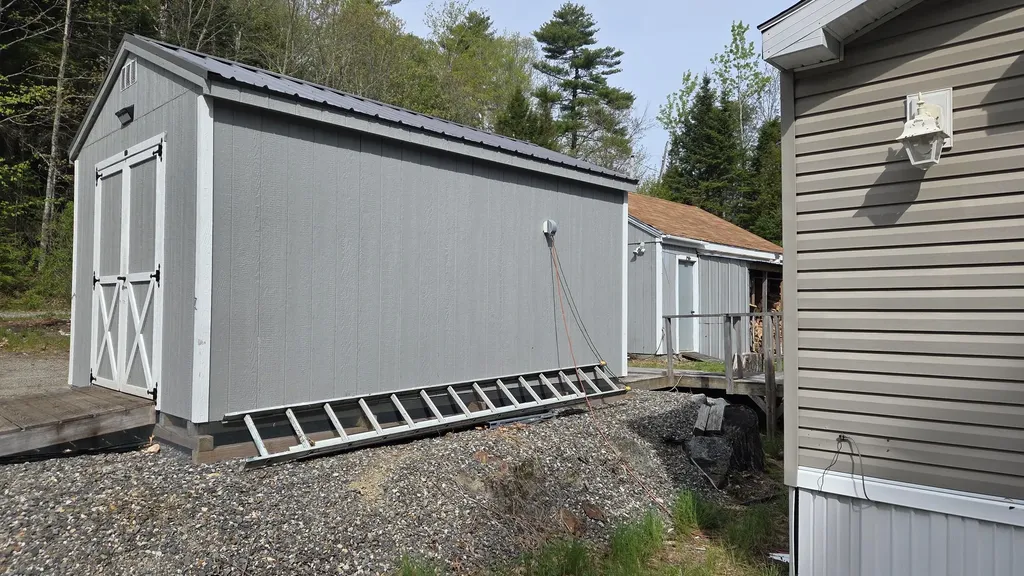 1035 Airline Road Clifton ME 04428