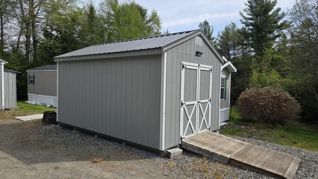 1035 Airline Road Clifton ME 04428