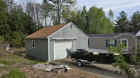 1035 Airline Road Clifton ME 04428
