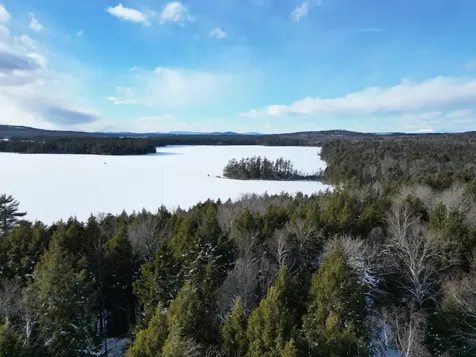 16 Crooked Pond Road Lincoln ME 04457